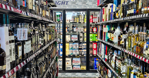Liquor deals, affordable spirits, beer, wine, mixers, and party drinks at Pina Wine & Spirits in Kansas City